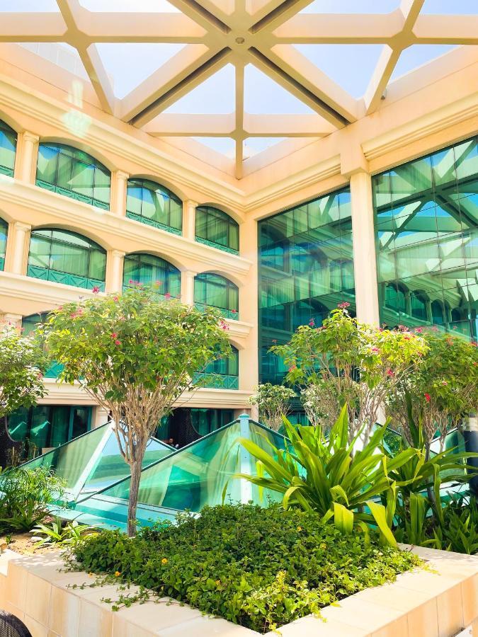 Moevenpick Grand Al Bustan